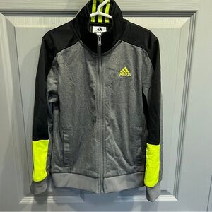 Adidas Boys Black and Grey Tracksuit - Size 5